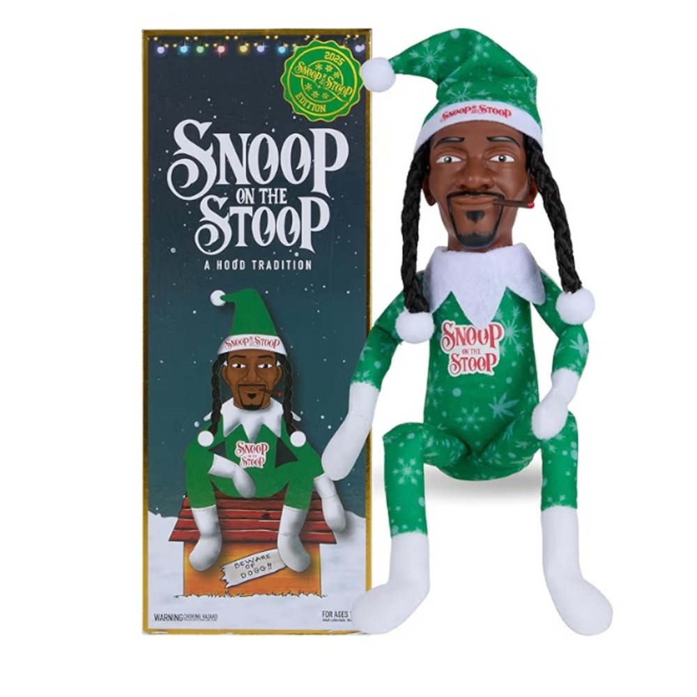 718 novelty Christmas holiday snoop on the stoop elf on the shelf figurine